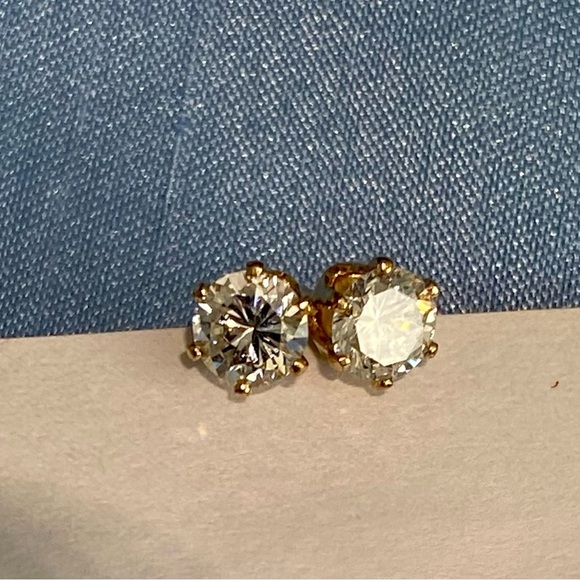 14kt Gold CZ Studs NWT - Picture 5 of 9